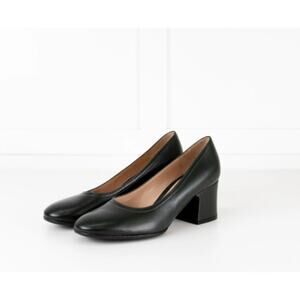 Gianvito Rossi Dark Green Round Toe Block Heel Shoes